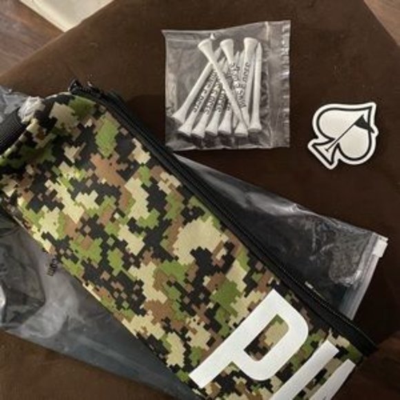 New pins & aces Golf beer bag sleeve - Picture 1 of 5